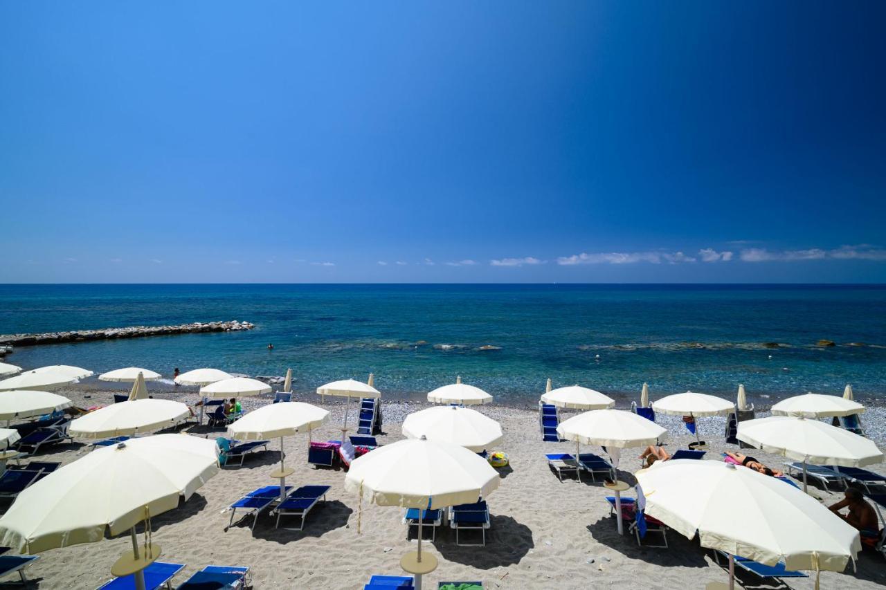 Villaggio Stella Del Sud & Resort Pisciotta Extérieur photo