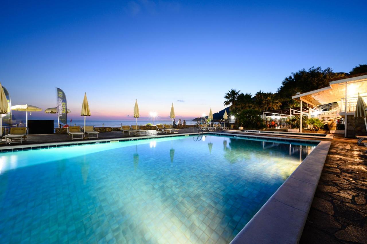 Villaggio Stella Del Sud & Resort Pisciotta Extérieur photo