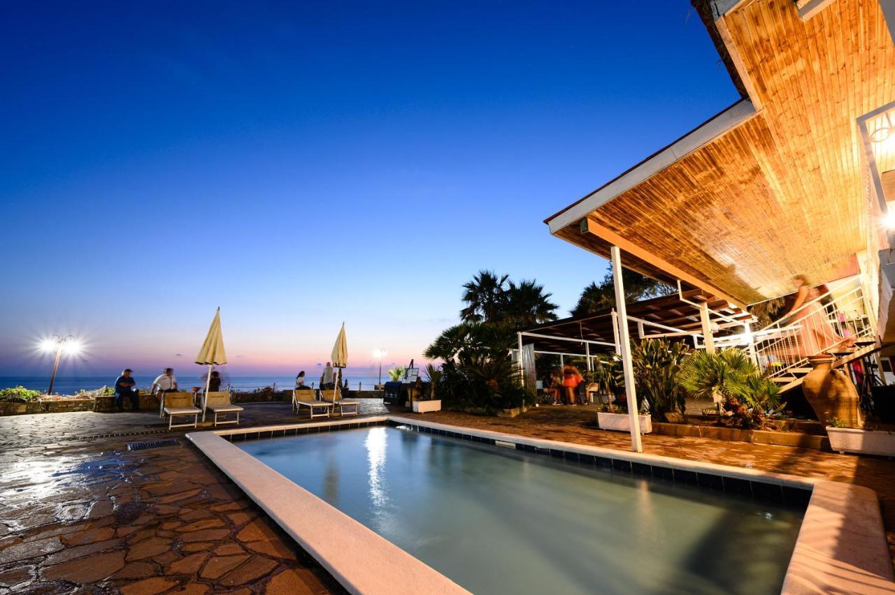 Villaggio Stella Del Sud & Resort Pisciotta Extérieur photo